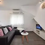 Epetij 2 Apartamento