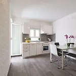 Epetij 2 * Split